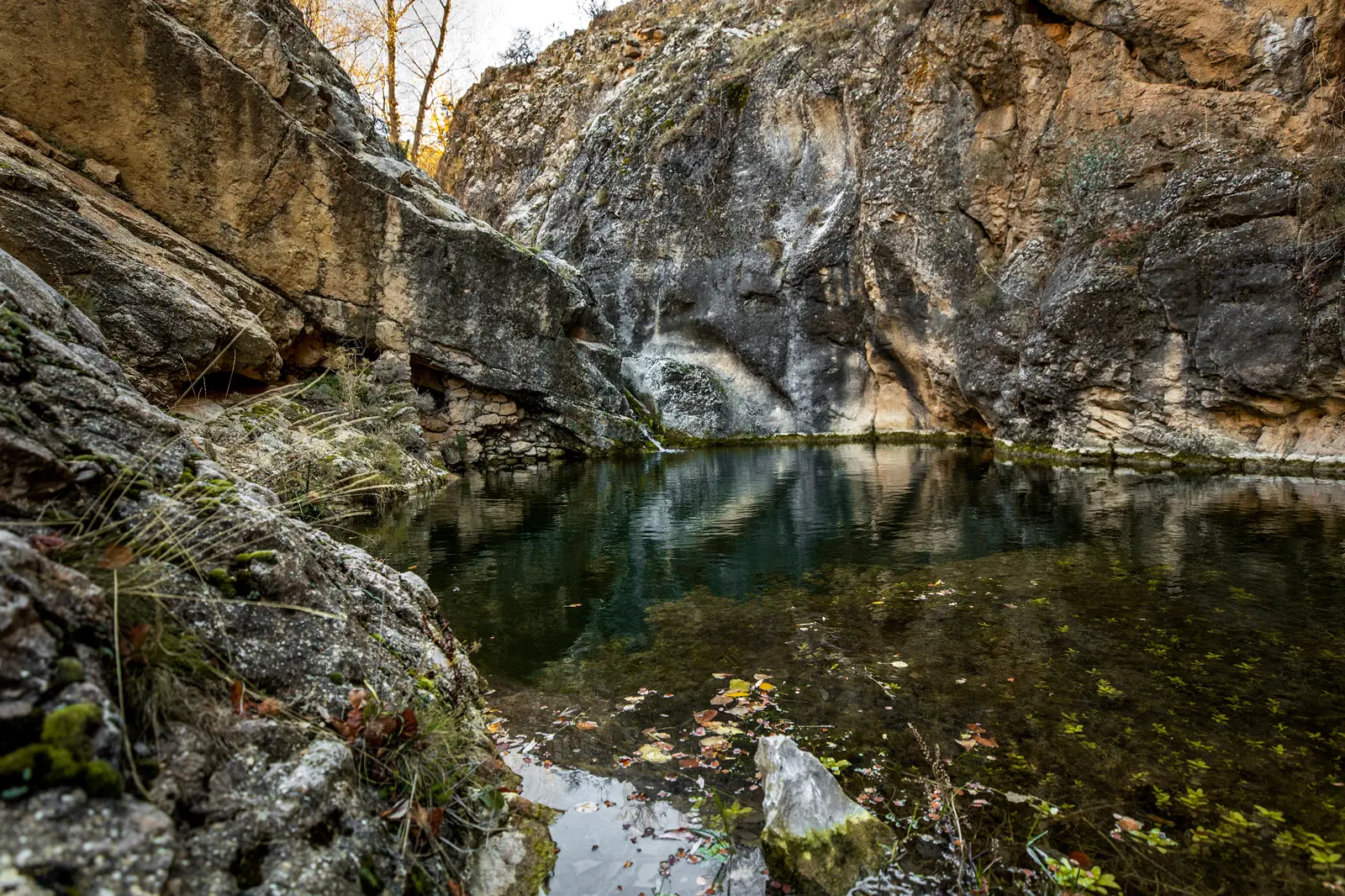 1 13. Sendero del Barranco de la Hoz (Aguatón)