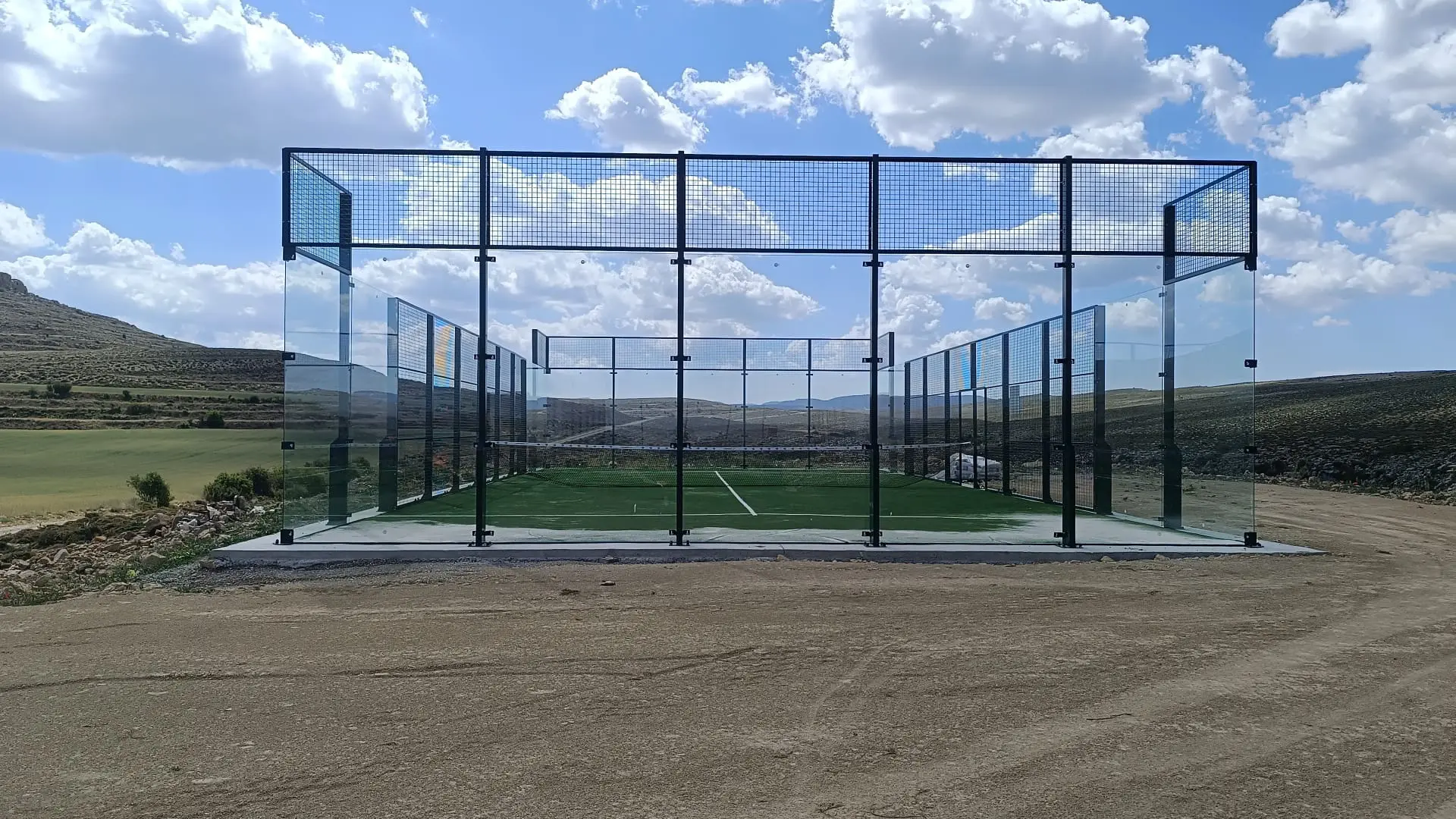 1 Pista de pádel municipal