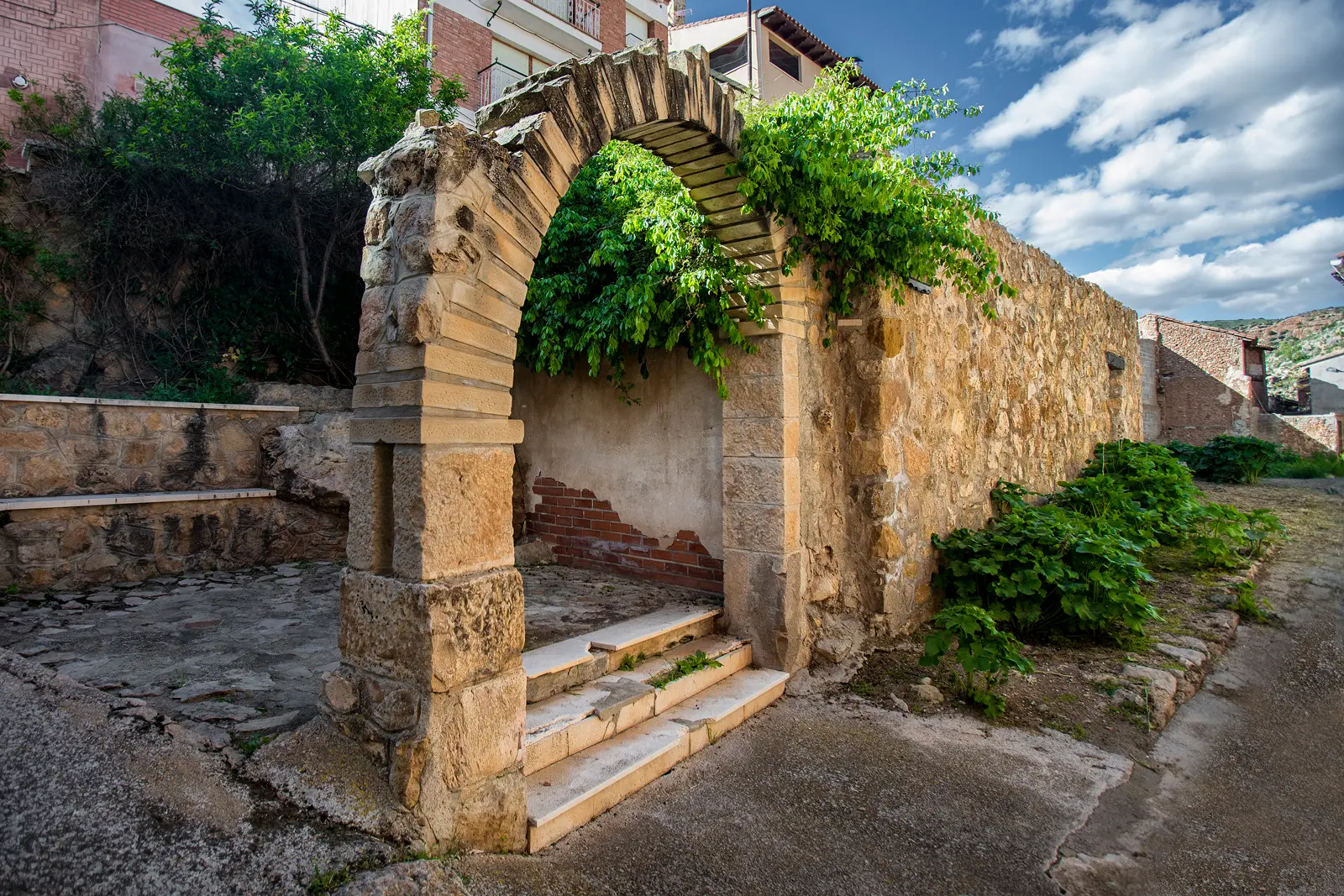 1 Portales del Castillo de Villel