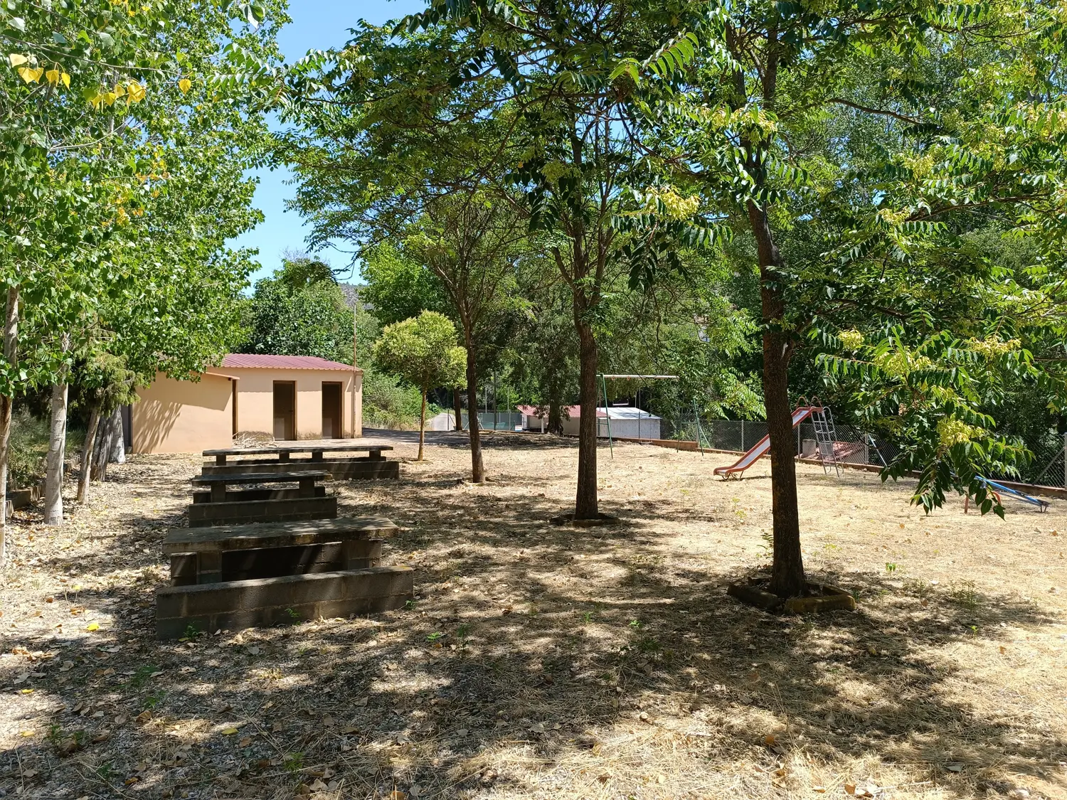 1 Merendero municipal de Tramacastiel