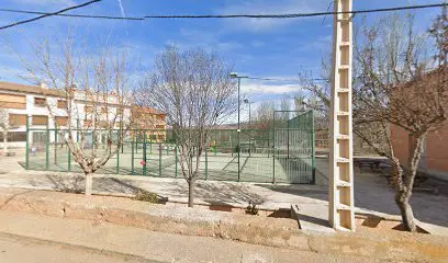 1 Pista de pádel municipal