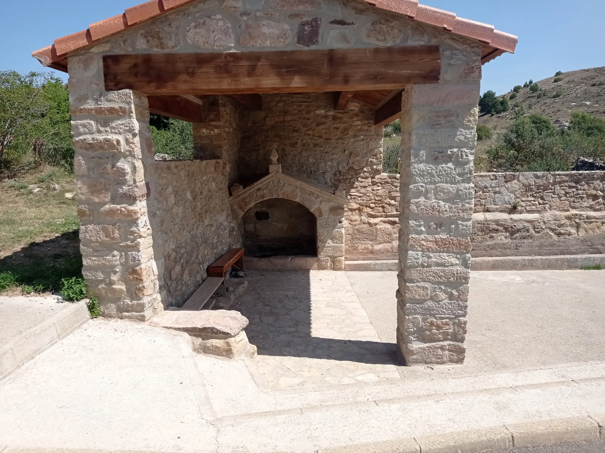 1 Merendero municipal Lavadero de la Fuente del Pueblo