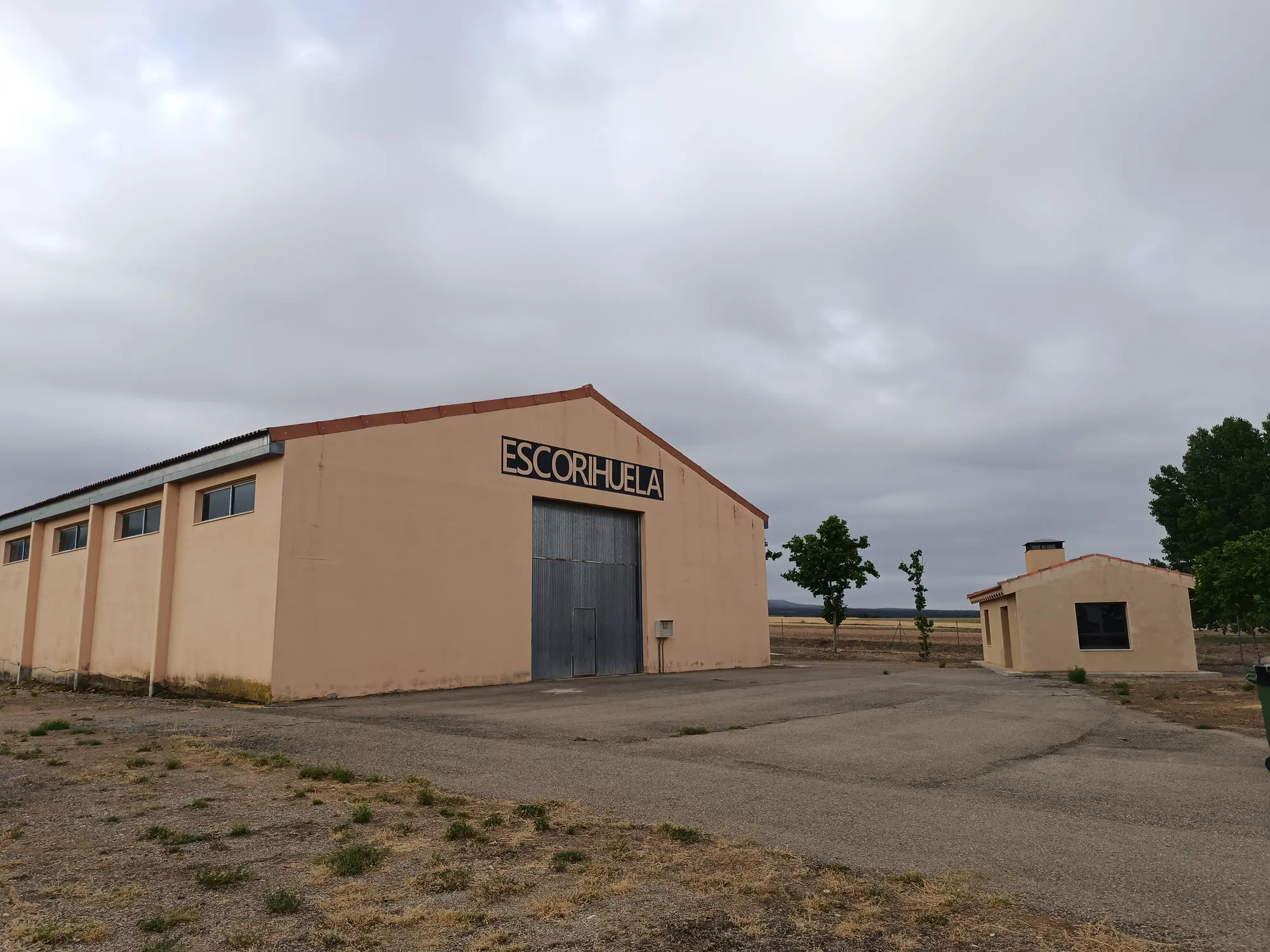 1 Merendero municipal Nave
