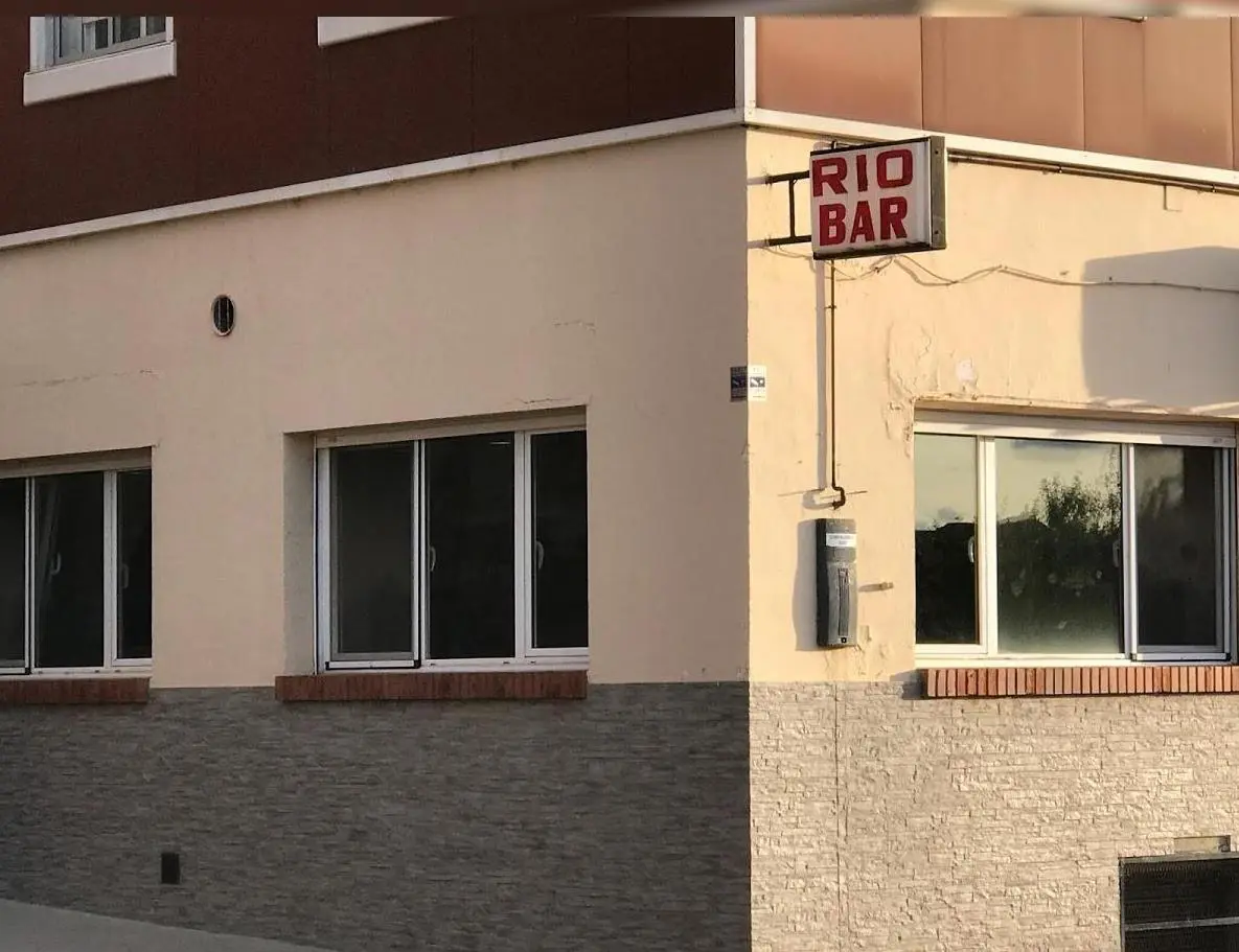 1 Bar Río